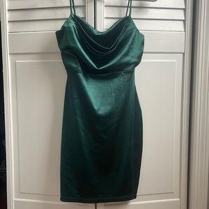 Windsor Emerald Green Satin mini homecoming dress, never worn